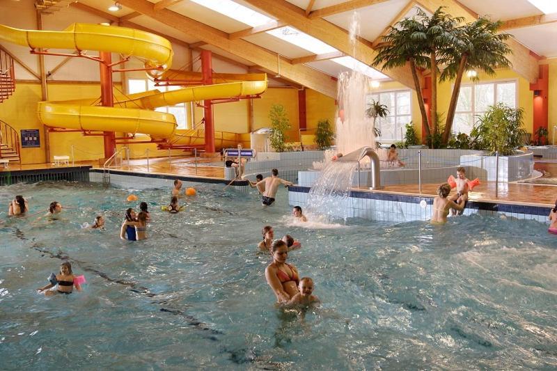Sporthotel Neuruppin - Apartmenthaus Mit Ferienwohnungen المظهر الخارجي الصورة